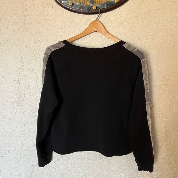 Monrow Black Camo Stripe Cotton Sweatshirt - Picture 8 of 11